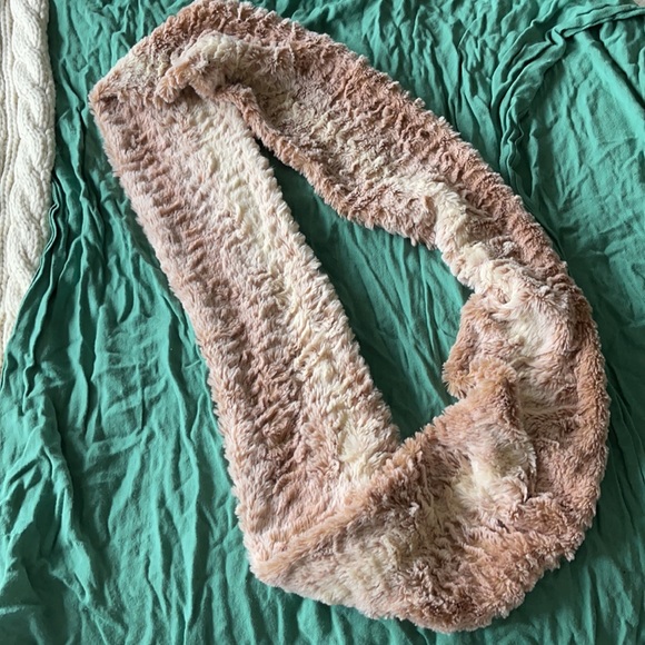 Faux Fur Infinity Scarf - Picture 3 of 5